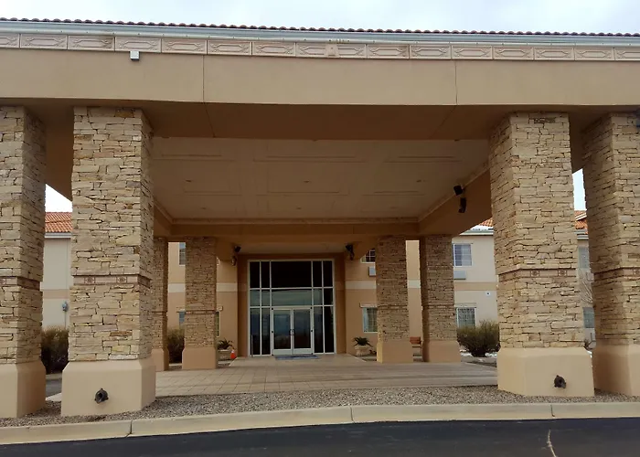 Baymont By Wyndham Belen Nm